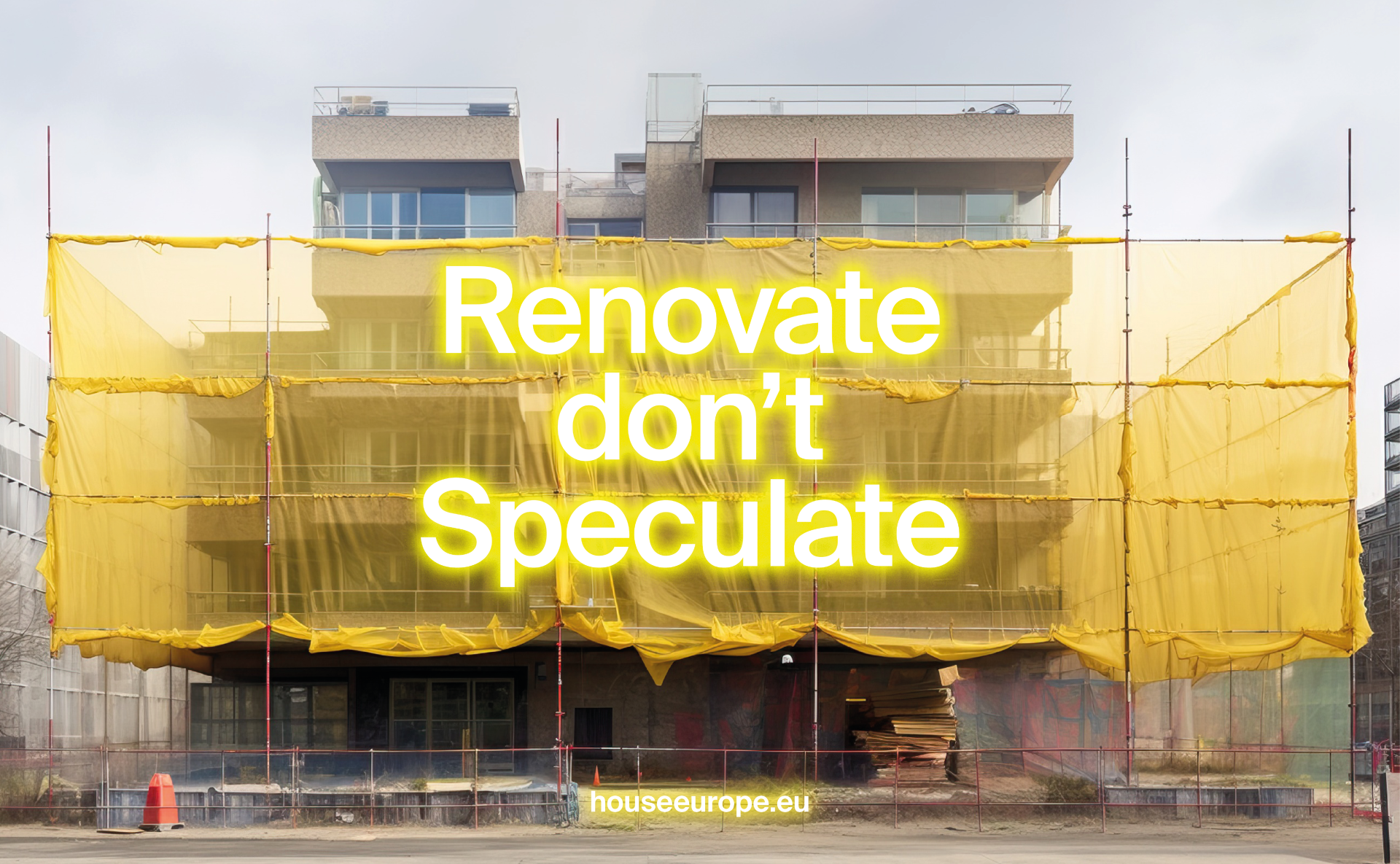 Na bienále se prezentuje také iniciativa HouseEurope!, která se zasazuje o to, aby právní předpisy EU umožnily cenově dostupnější, snadnější a sociálně citlivé renovace.