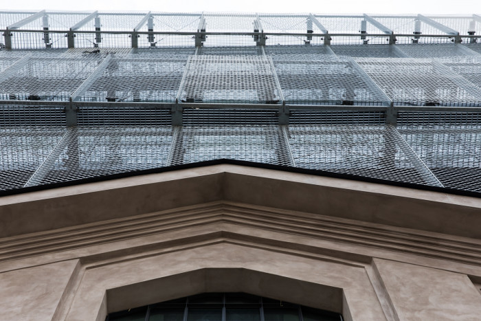 FIVE, QARTA architektura.