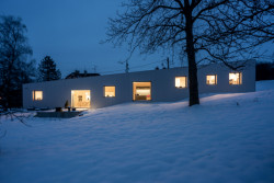 Rodinný dům v Radvanicích, ti2 architekti / Tomáš Kozel, Kamil Měrka