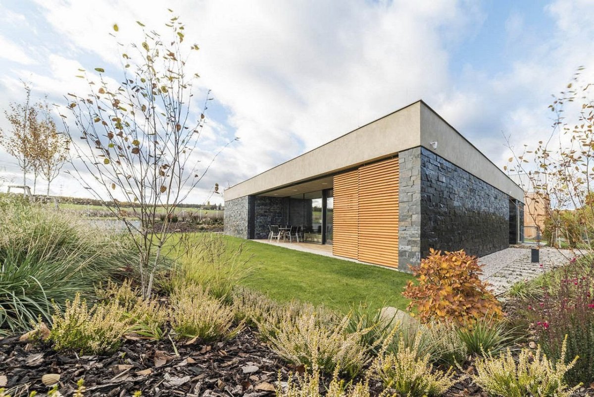 Mio architects, Bungalov Dobříš – foto