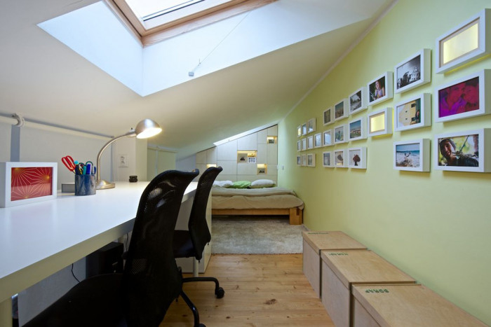 Mooza architecture, Interiér mezonetového bytu v Holešovicích - foto