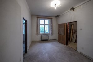 Rekonstrukce bytu v Praze-Nuslích, studio Collarch: Fotografie z průběhu rekonstrukce