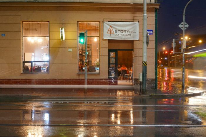 Cafebar  „STORYof…“, Van Stajpen Architecture