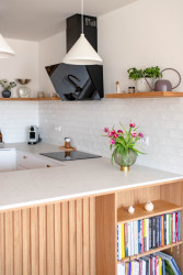 Foodblogerka Kateřina Jašková a architekt Jiří Jašek navrhli útulnou, moderní a zároveň praktickou kuchyň pro svůj byt