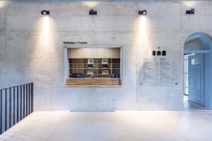 Pohled do "domu hlídače" (Rekonstrukce areálu vodojemů na Žlutém kopci v Brně, David Prudík architekti)