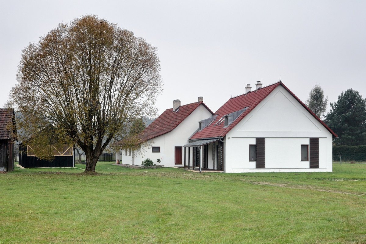 Usedlost v Jižních Čechách, NEW HOW architekti