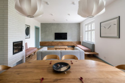 Rekonstrukce prvorepublikové vily v Praze od No Architects