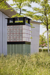 Objekt Torre Numero Due, Nathalie Du Pasquier.