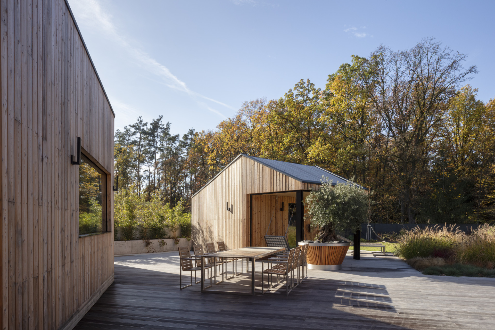 Rodinný dům na Pardubicku, Kvalitář: Fasáda je ze sibiřského modřínu