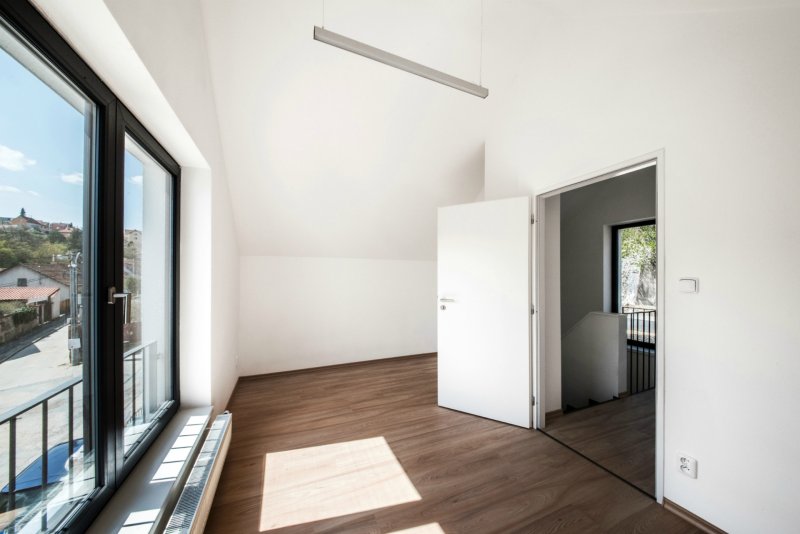 Sociální byty obce Bílovice nad Svitavou, ČTYŘSTĚN architekti / Milan Joja, Karel Kubza, Tomáš Págo