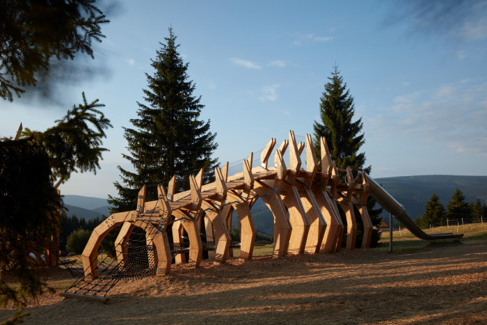 Herní krajina Pecka, Matěj Hájek a Tereza Kučerová (Moloarchitekti s.r.o)