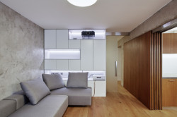 Rekonstrukce panelového bytu od studia Klára Makovcová Architects