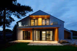 Nízkoenergetický dům po rekonstrukci od ateliéru Vostracký poblíž Českých Budějovic