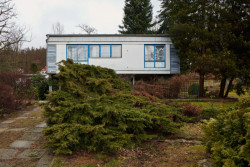 Má ale velkou zahradu, kterou Karel Hubáček rád opečovával.