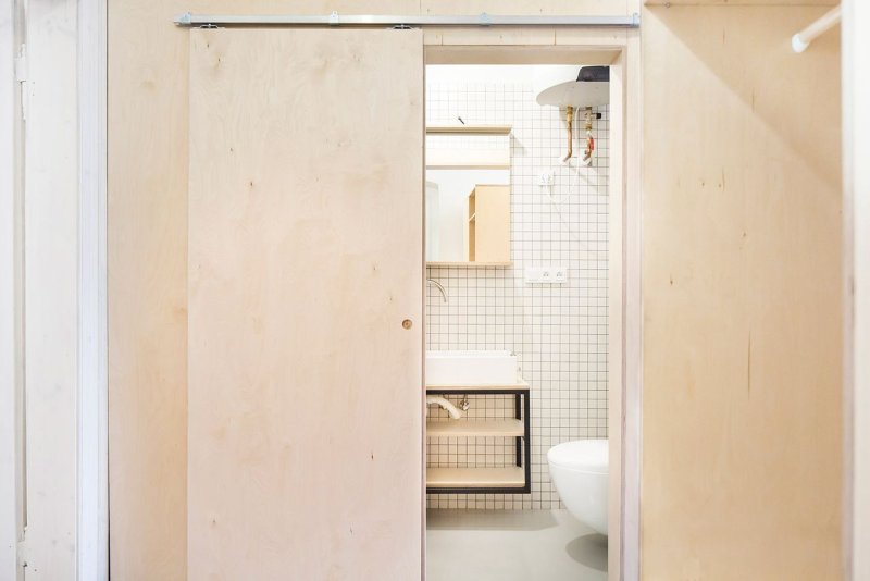 architectureMADE, Rekonstrukce nájemního bytu 1+1 v Plzni – foto