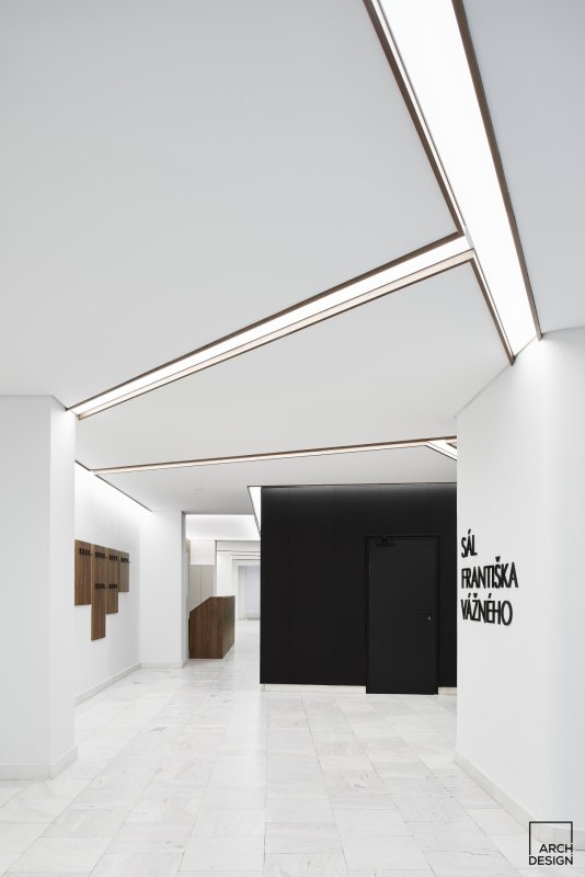 Studio Arch.Design zrekonstruovalo jednací síň Nejvyššího soudu v Brně