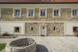 Rekonstrukce tvrze Krassa v Chroustné, David Pospíšil