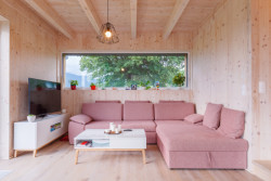 Rodinný dům Veterná Poruba, Prodesi/Domesi