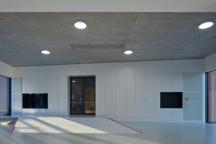 Sportovní hala v Novém Hrozenkově od studia Consequence Forma