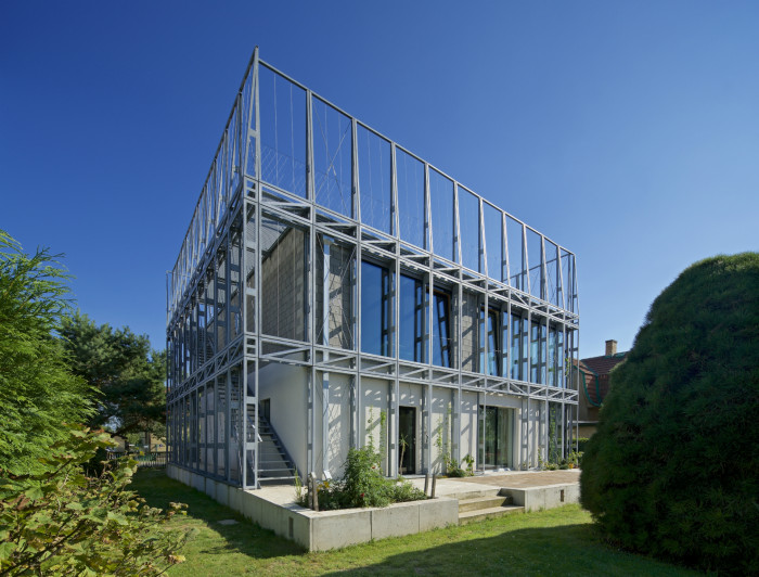 Dům v ocelovém korzetu, Jan Šépka /Šépka architekti/