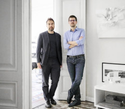 Fabrizio Barozzi a Alberto Veiga založili ateliér Barozzi Veiga v roce 2004 v Barceloně