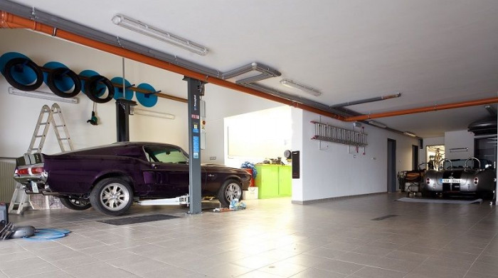 Labor13, Josef Bobeš Novotný - RD v Chomutově - foto