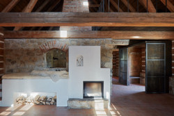 Lenka Míková, rekonstrukce usedlosti v Jižních Čechách