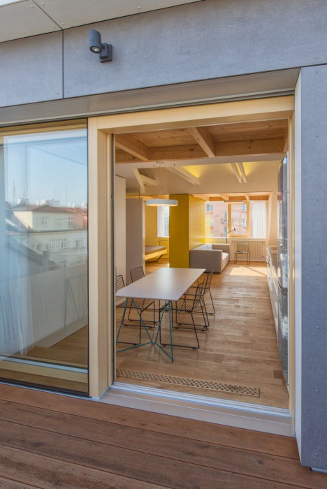 masparti, Podkrovní byt na třídě Míru – foto