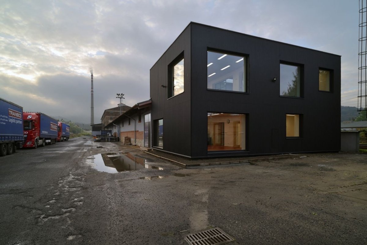 3+1 architekti, TRANSCO Děčín, rekonstrukce – foto