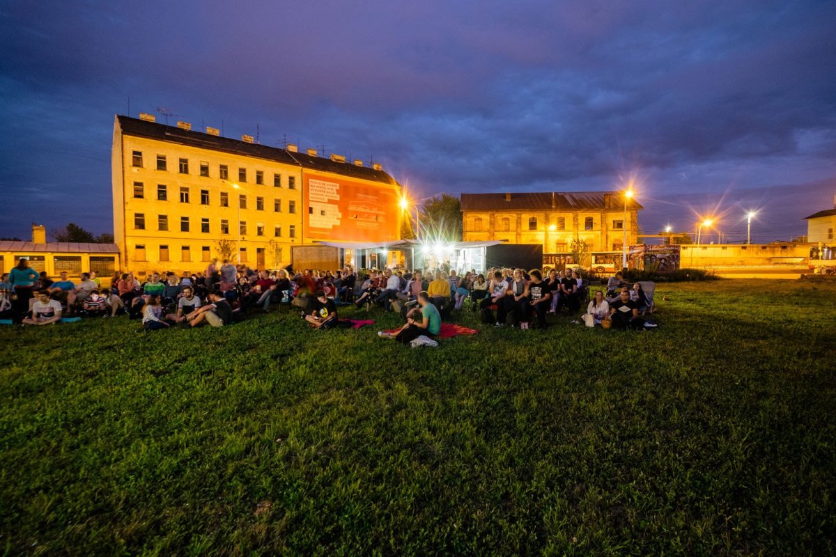 KAM, Modulární čekárna, Brno - foto