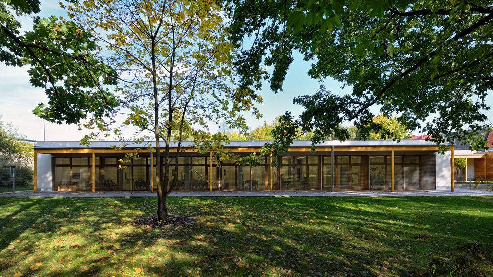 Přestavba bývalých jeslí v Opavě s atriem. ATELIER 38, 2022