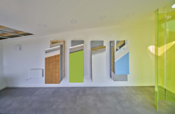 Tiny House ve výrobním závodu firmy Rigips navrhl student František Exner.