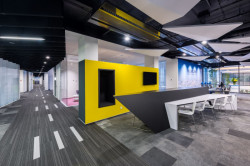 monom, Kanceláře firmy BlueLink – foto