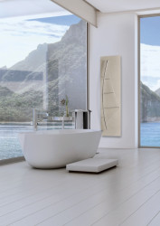 Radiátor do koupelny včetně sušiče ručníků.