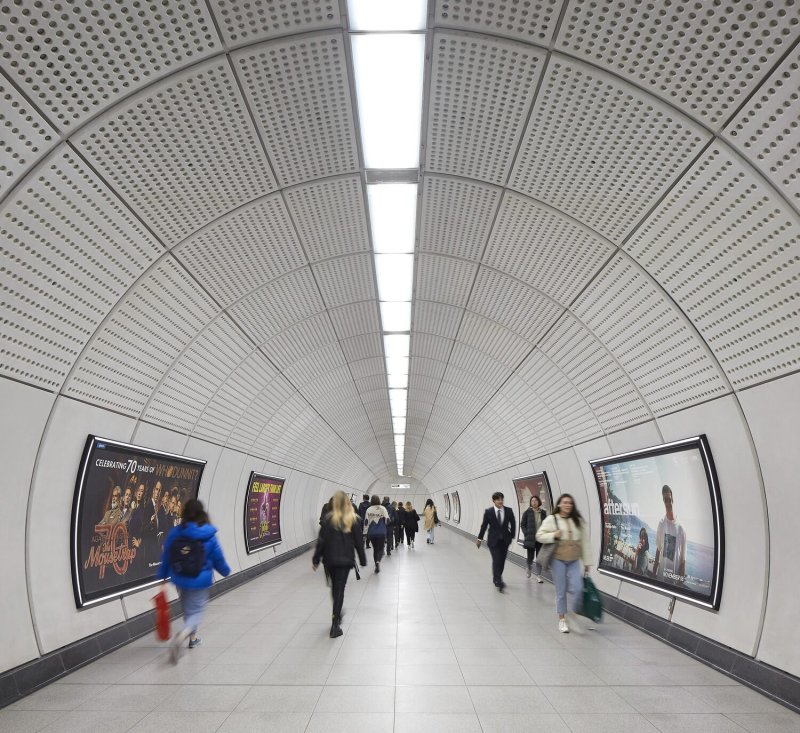 Tunel (Elisabeth Line v Londýně, Grimshaw, Maynard, Equation a Atkins)