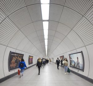 Tunel (Elisabeth Line v Londýně, Grimshaw, Maynard, Equation a Atkins)