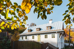 z+v architects, Rekonštrukcia baníckeho domu Dolná Resla – foto