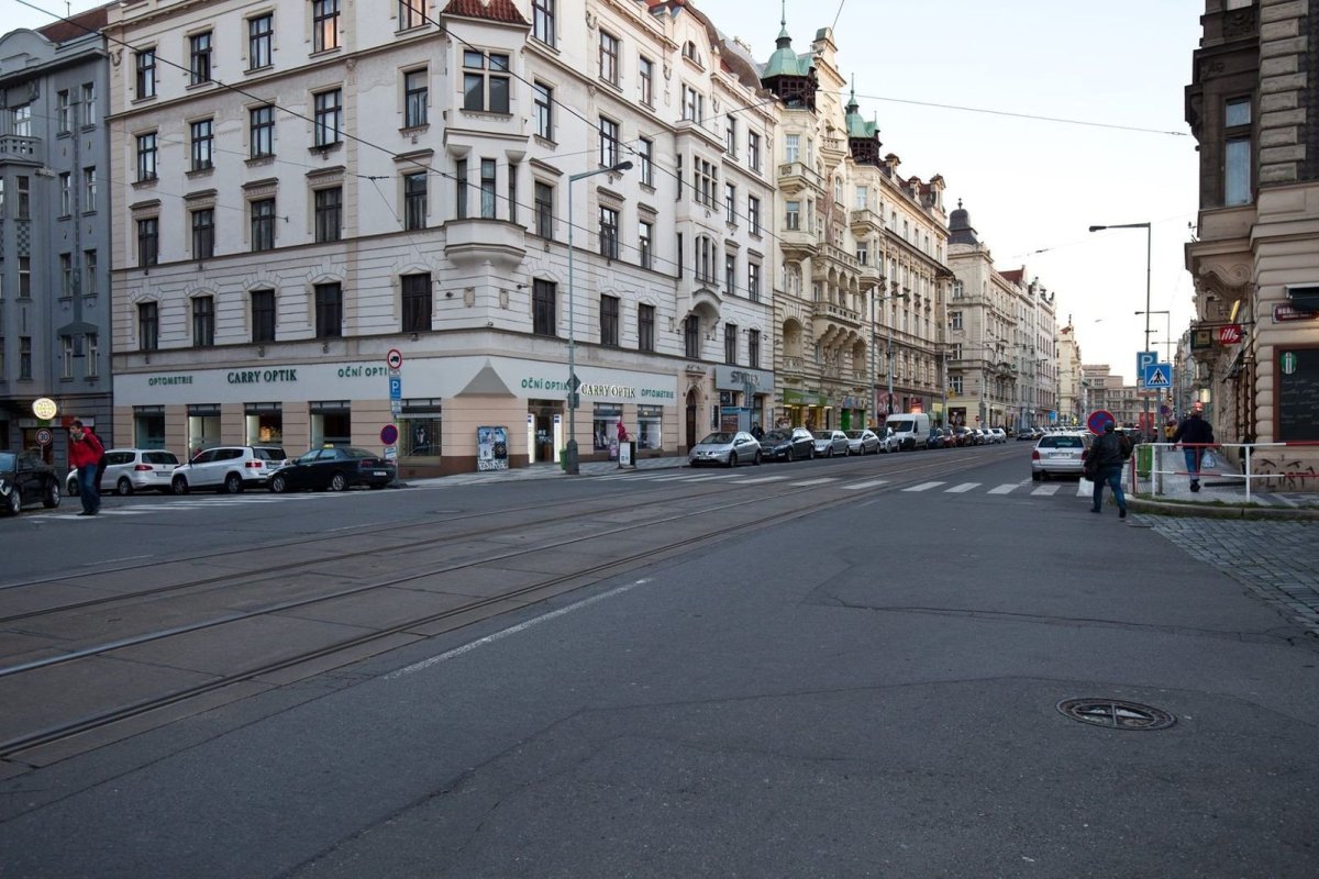 Koncepční studie budoucí podoby Letenského kříže, ulice Dukelských hrdinů, současný stav – foto