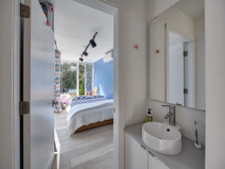 Víkendový dům z kontejnerů, MB Architecture.