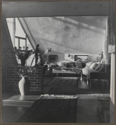 Lubomír Šlapeta, dobová fotografie interiéru domu manželů Mišauerových, 1940, MUO