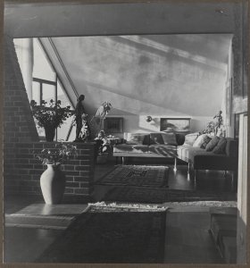 Lubomír Šlapeta, dobová fotografie interiéru domu manželů Mišauerových, 1940, MUO