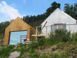 Rust-ic House, Urban Agency