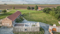 Návrh moderního památníku Tří odbojů v Lošanech. Připomínka hrdinství a odhodlání. IXA, 2022