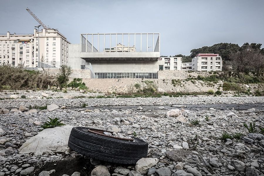 CAB ARCHITECTES, sportovní sál v Ariane, foto