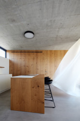 RD Jarovce, Compass architekti