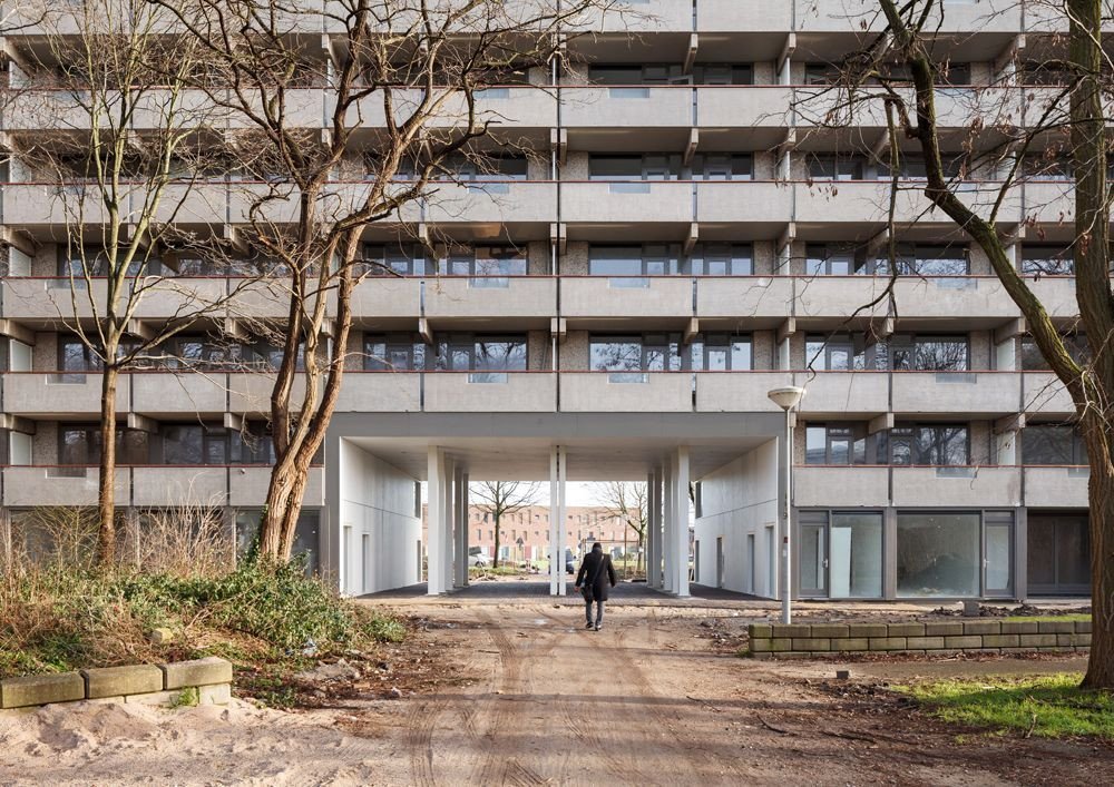 Vítěz letošní ceny Mies van der Rohe, panelákový dům deFlat v Amsterdamu od NL architects a XVW architectuur