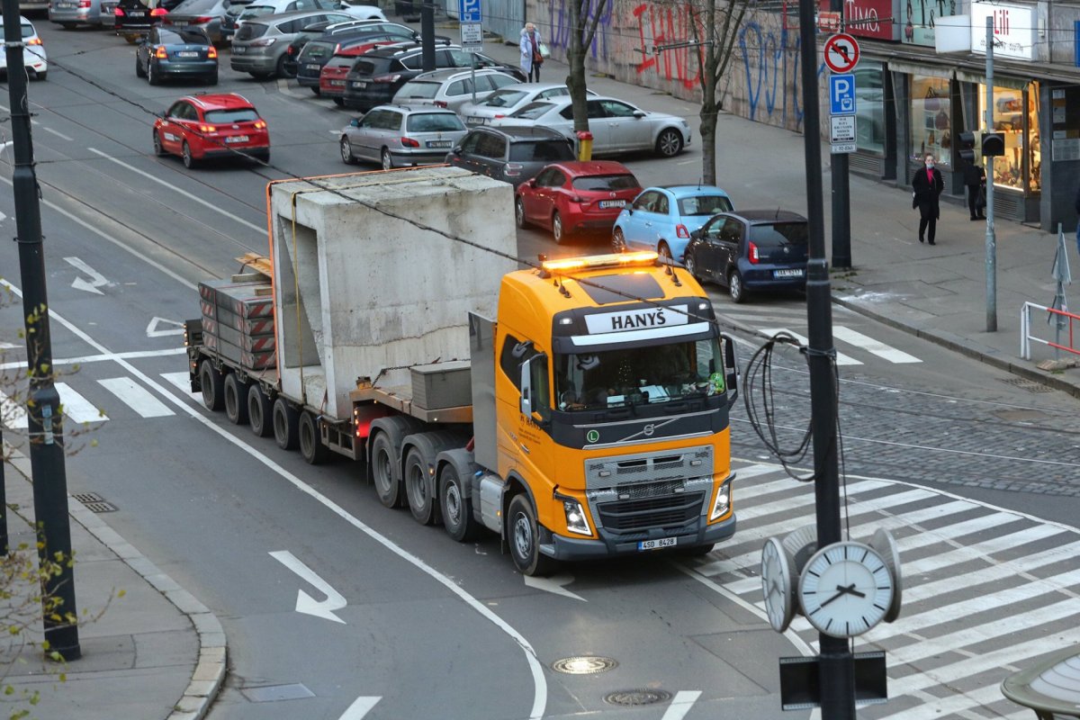 Instalace projektu SOKL: Tvárnice od Martina Zeta u Národního muzea. Foto: GHMP