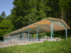 Střecha (Zázemí Lesního koupaliště, Mjölk architekti, Marie Vondráková)