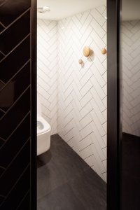 Kryštof Blažek, Interiér restaurace Modrý Zub - foto