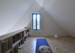 Rodinný dům v Mníšku pod Brdy od 3+1 architekti